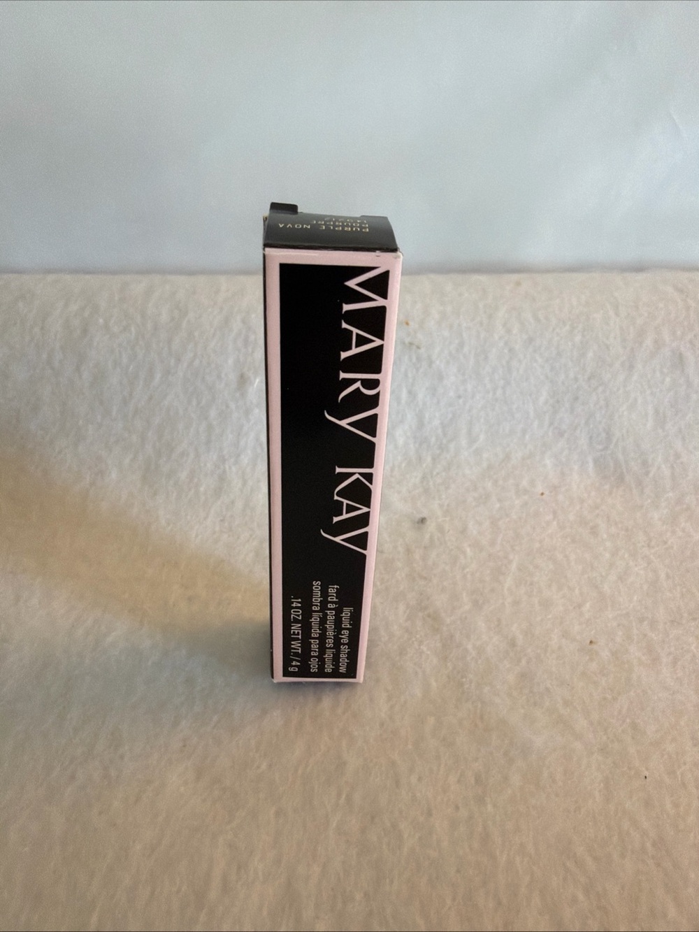 Mary Kay Liquid Eye Shadow Purple Nova .14 oz New